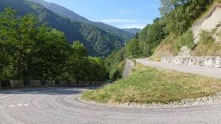bend in road near Saint-Etienne-de-Cuines