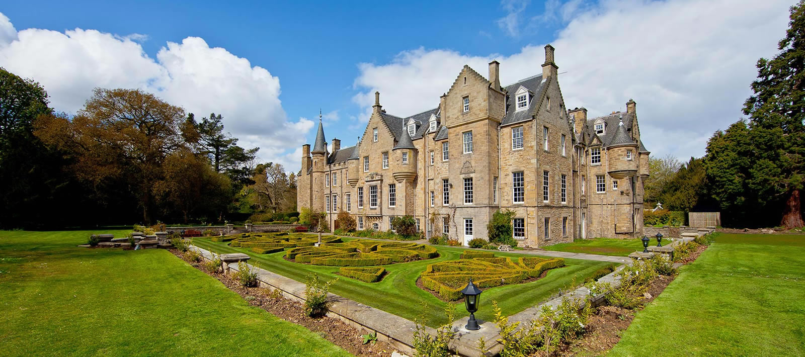 Historic house and 4 Star Hotel