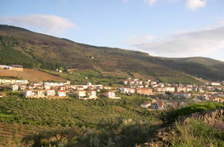 Torre de Moncorvo from the distance