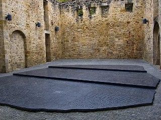 the replica of the Rosetta stone in Figeac